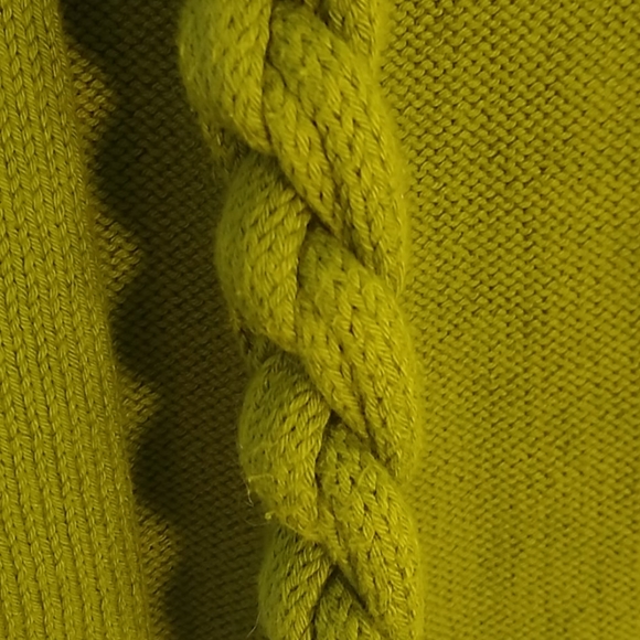 Pure Hand-knit Cardigan - Picture 3 of 6